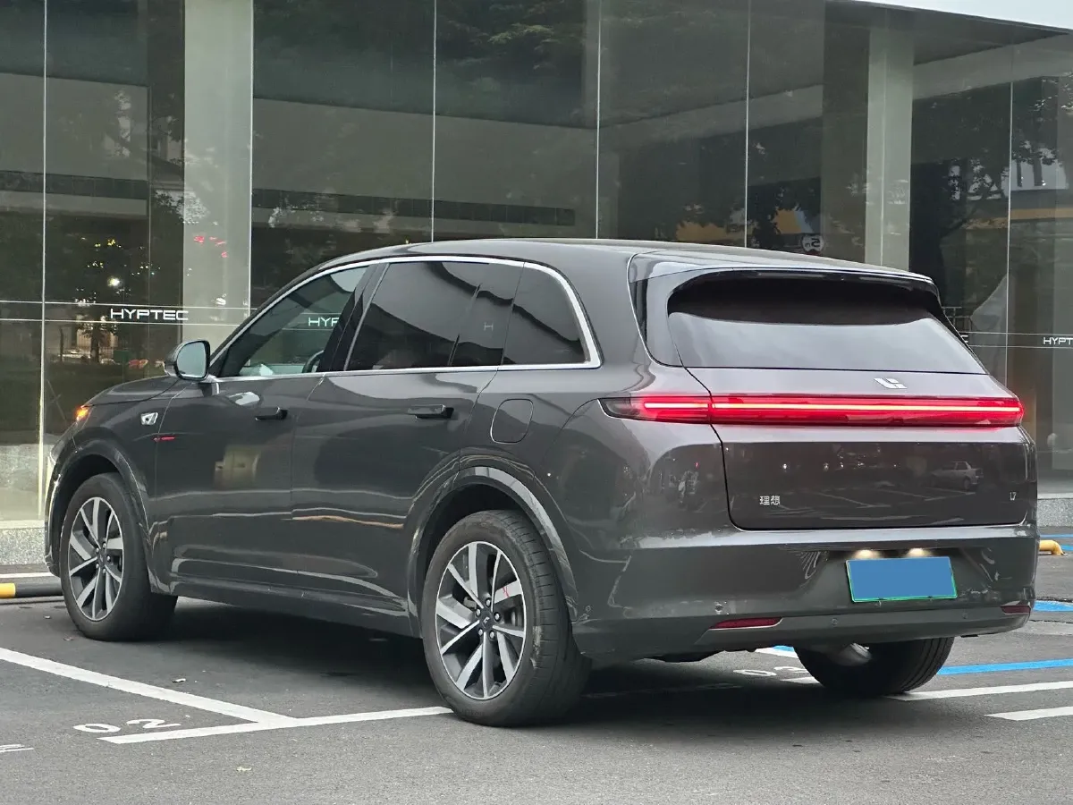 2023 Li L7 Range Extended 154HP REEV 40.9KWH,autocango,china used car exporter,china ev exporter,chinese used car exporter,chinese used ev exporter
