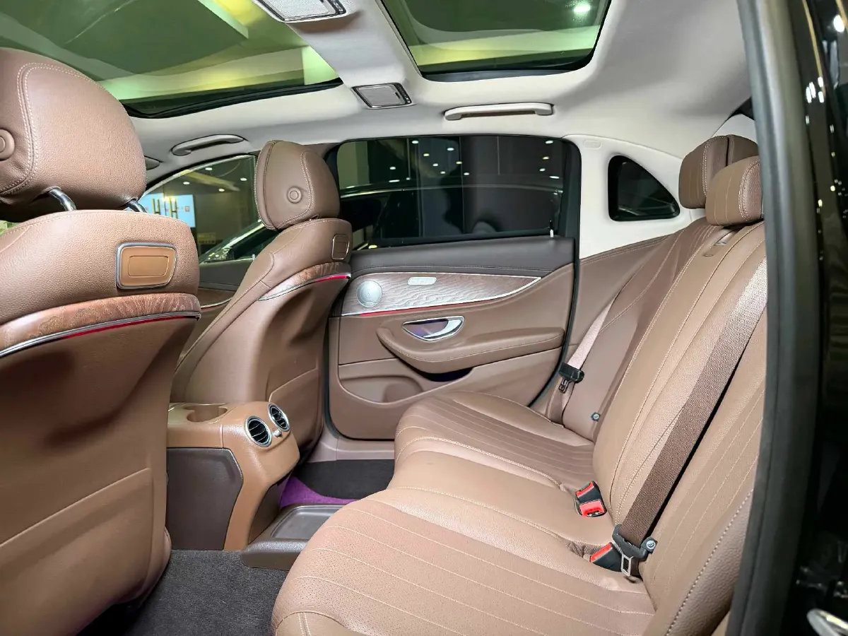 2020 Mercedes-Benz E Class 2.0T 258HP L4 9AT,autocango,china used car exporter,china ev exporter,chinese used car exporter,chinese used ev exporter