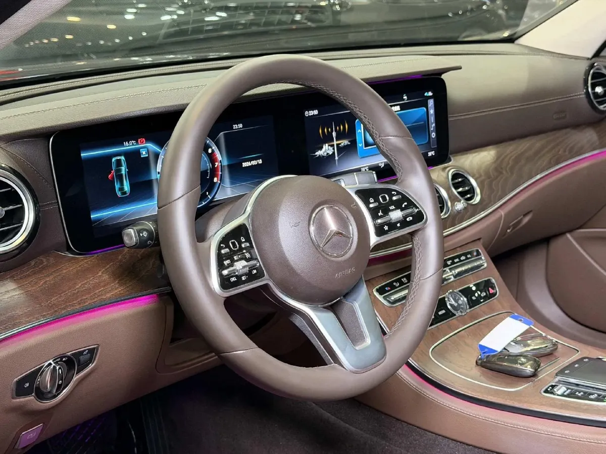 2020 Mercedes-Benz E Class 2.0T 258HP L4 9AT,autocango,china used car exporter,china ev exporter,chinese used car exporter,chinese used ev exporter