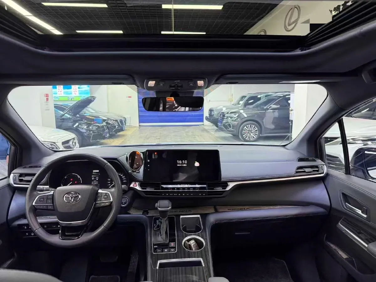 2024 Toyota Sienna 2.5L 189HP L4 E-CVT Hybrid,autocango,china used car exporter,china ev exporter,chinese used car exporter,chinese used ev exporter