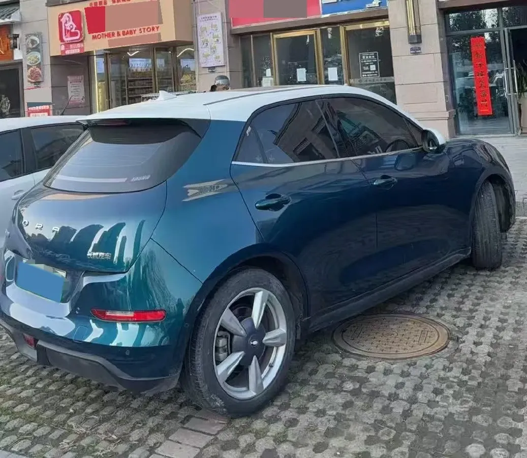 2022 ChangAn Oshan X7 Plus 1.5T 188HP L4 7DCT,autocango,china used car exporter,china ev exporter,chinese used car exporter,chinese used ev exporter