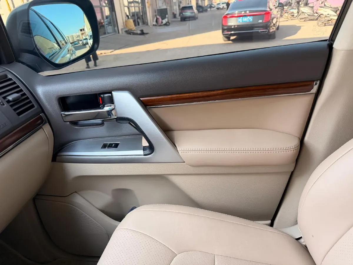 2019 Chevrolet Trax 1.0T 125HP L3 6AT,autocango,china used car exporter,china ev exporter,chinese used car exporter,chinese used ev exporter