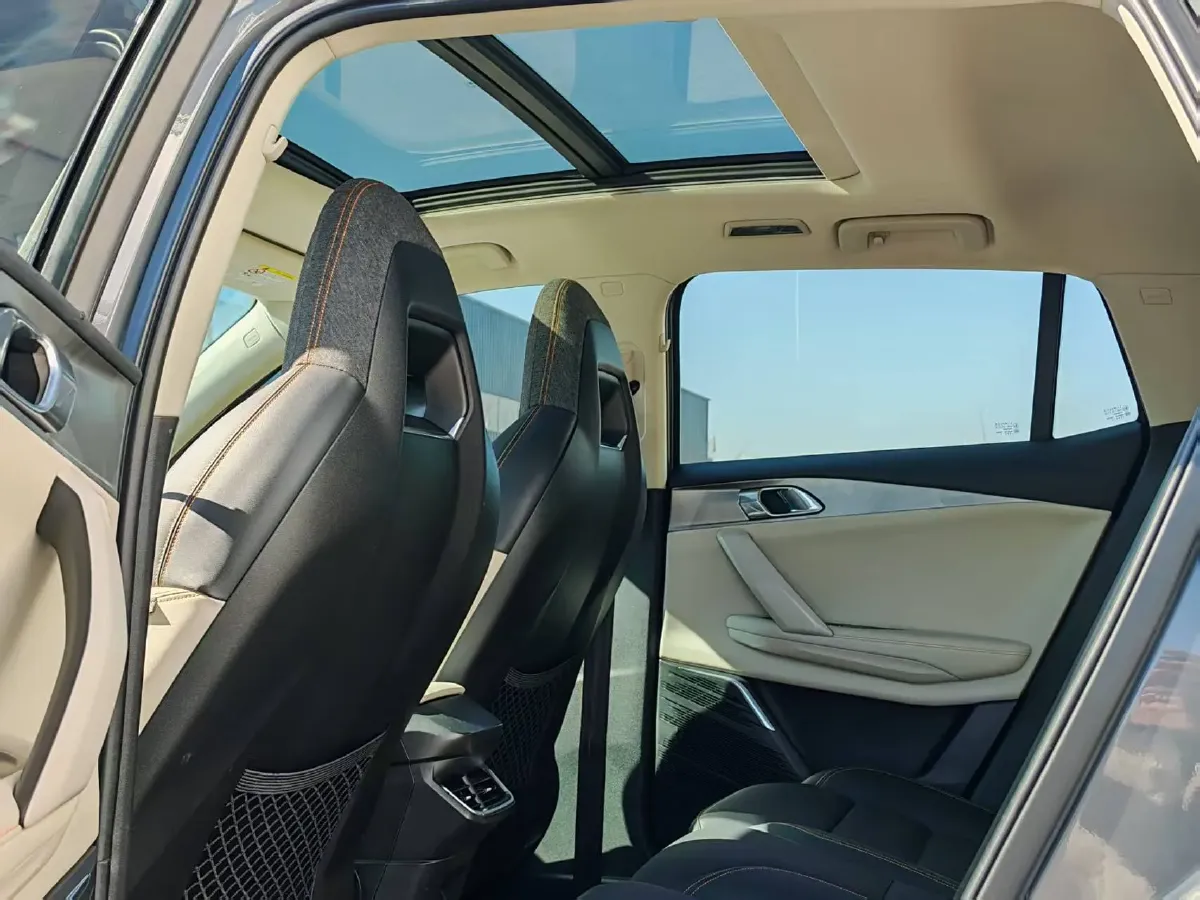 2020 LYNK&CO 06 EM-P 1.5T 177HP L3 7DCT PHEV 11.3KWH,autocango,china used car exporter,china ev exporter,chinese used car exporter,chinese used ev exporter