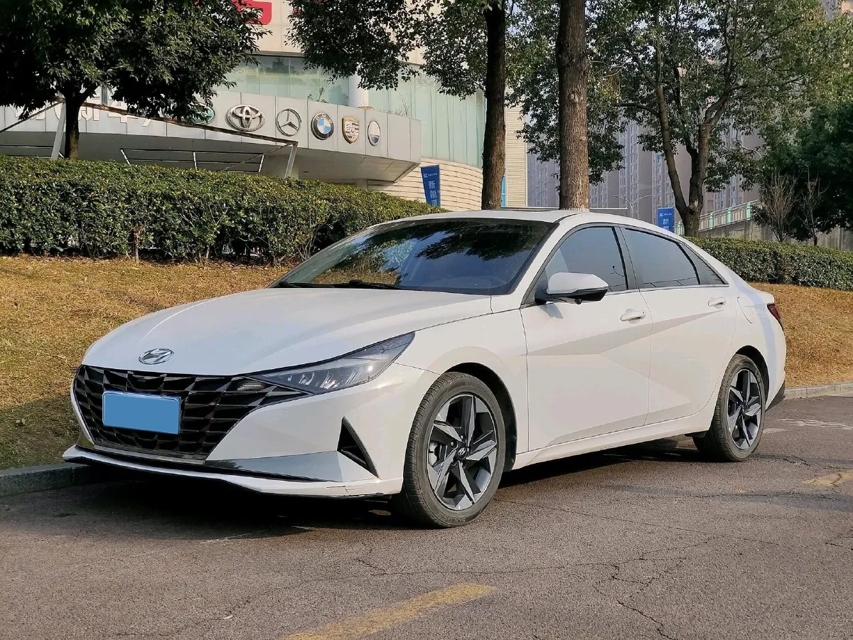 2022 Hyundai Elantra 1.5L 115HP L4 CVT,autocango,china used car exporter,china ev exporter,chinese used car exporter,chinese used ev exporter