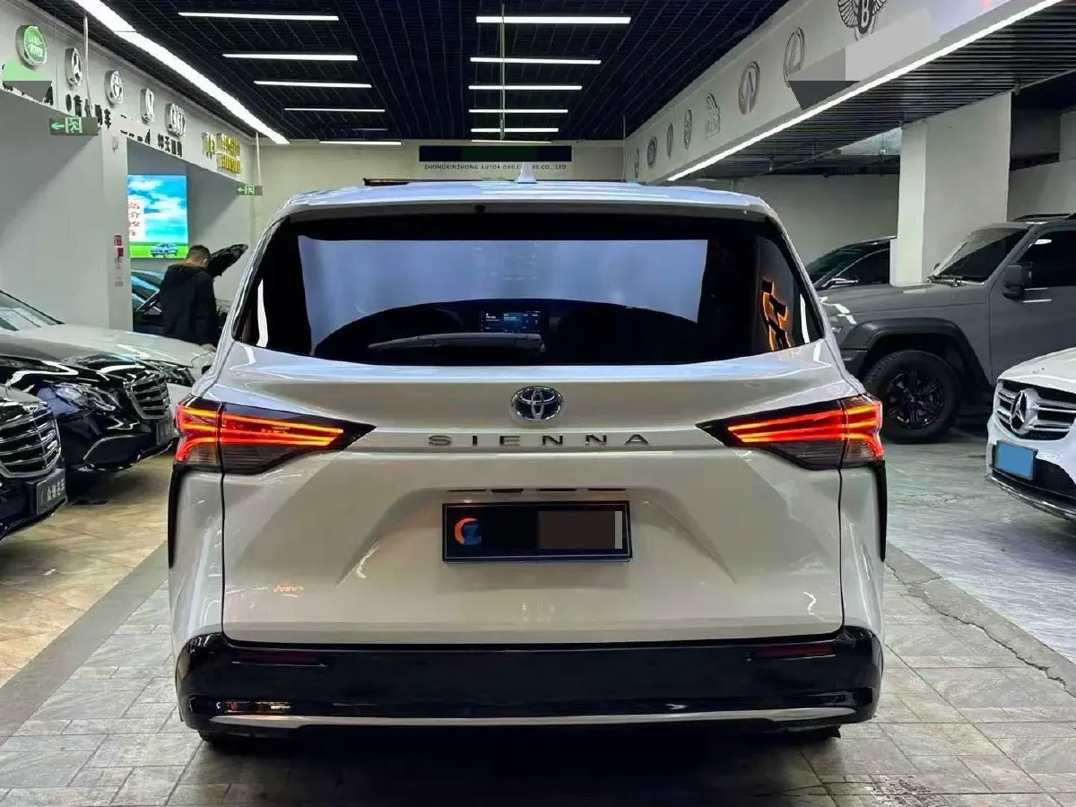 2021 Toyota Sienna 2.5L 192HP L4 E-CVT Hybrid,autocango,china used car exporter,china ev exporter,chinese used car exporter,chinese used ev exporter