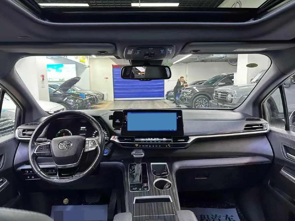 2021 Toyota Sienna 2.5L 192HP L4 E-CVT Hybrid,autocango,china used car exporter,china ev exporter,chinese used car exporter,chinese used ev exporter