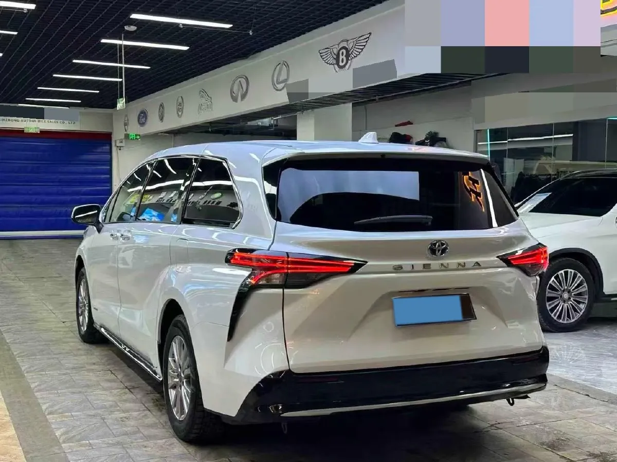 2021 Toyota Sienna 2.5L 192HP L4 E-CVT Hybrid,autocango,china used car exporter,china ev exporter,chinese used car exporter,chinese used ev exporter