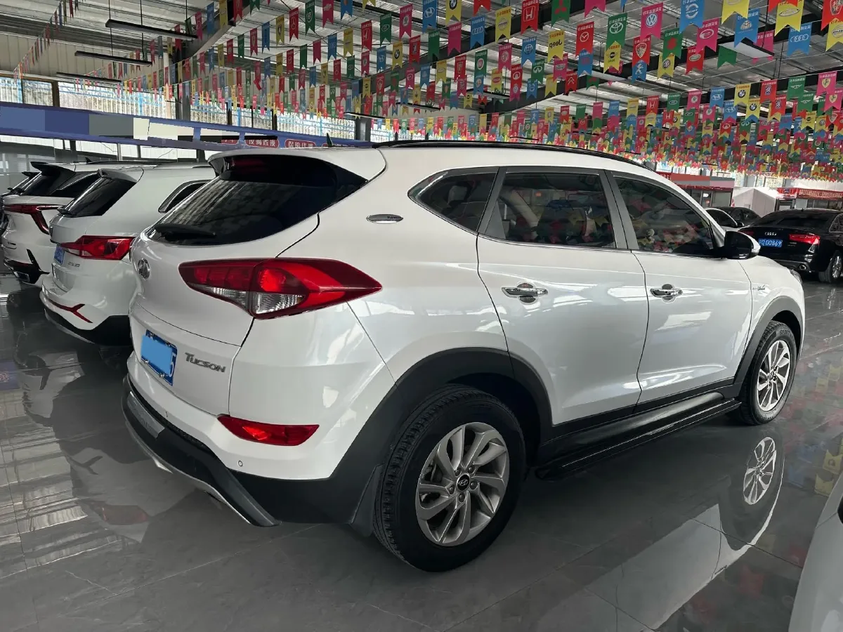 2015 Hyundai Tucson 1.6T 177HP L4 7DCT,autocango,china used car exporter,china ev exporter,chinese used car exporter,chinese used ev exporter