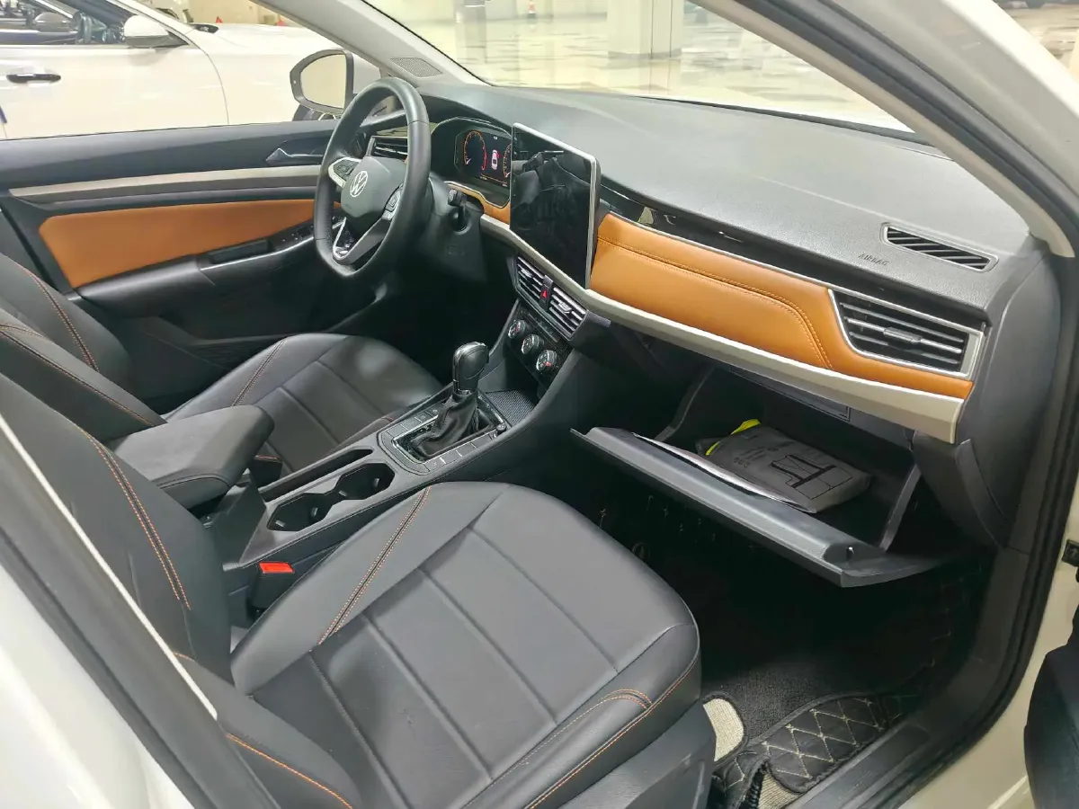 2023 Volkswagen Bora 1.2T 116HP L4 7DCT,autocango,china used car exporter,china ev exporter,chinese used car exporter,chinese used ev exporter
