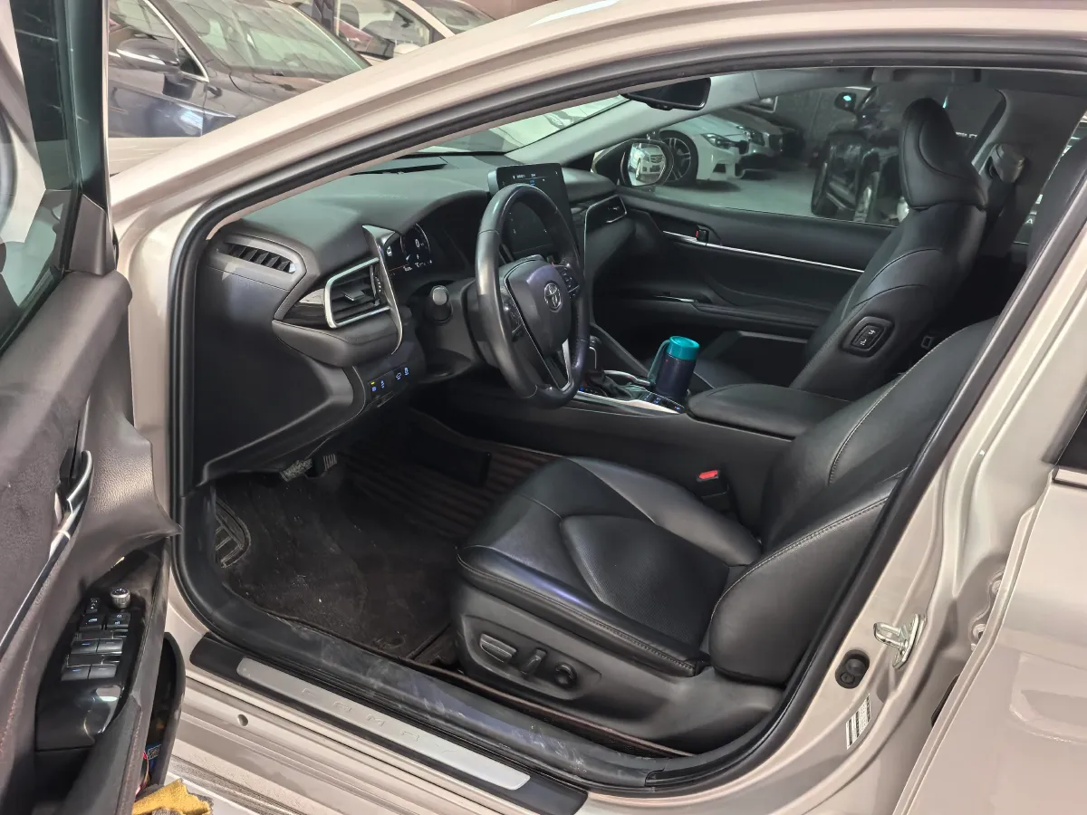 2023 Toyota Camry 2.5L 178HP L4 E-CVT Hybrid,autocango,china used car exporter,china ev exporter,chinese used car exporter,chinese used ev exporter