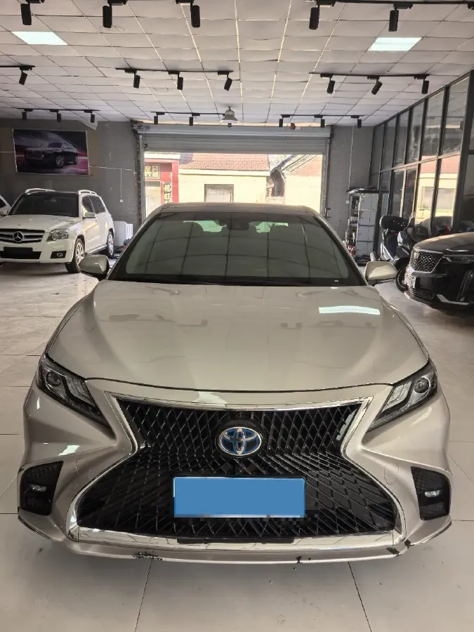 2023 Toyota Camry 2.5L 178HP L4 E-CVT Hybrid,autocango,china used car exporter,china ev exporter,chinese used car exporter,chinese used ev exporter
