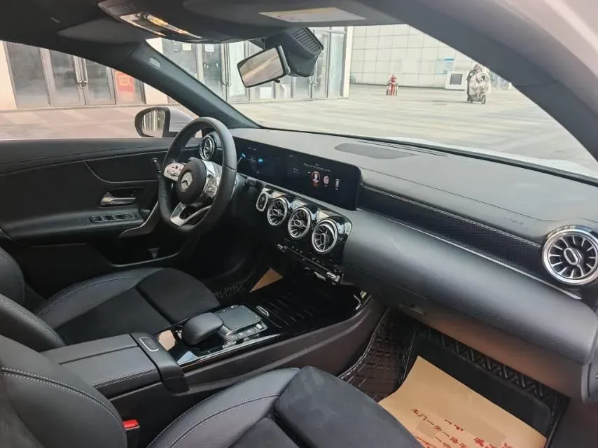 2021 Mercedes-Benz A Class 1.3T 163HP L4 7DCT,autocango,china used car exporter,china ev exporter,chinese used car exporter,chinese used ev exporter