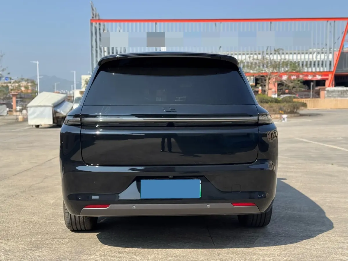 2023 Li L8 Range Extended 154HP REEV 40.9KWH,autocango,china used car exporter,china ev exporter,chinese used car exporter,chinese used ev exporter