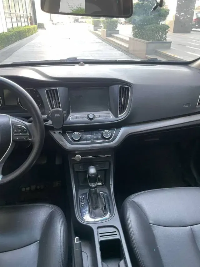 2018 Roewe 360 1.5L 116HP L4 4AT,autocango,china used car exporter,china ev exporter,chinese used car exporter,chinese used ev exporter