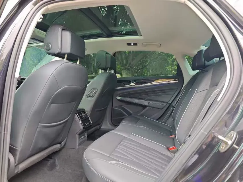 2022 Tesla Model 3 BEV 60KWH,autocango,china used car exporter,china ev exporter,chinese used car exporter,chinese used ev exporter