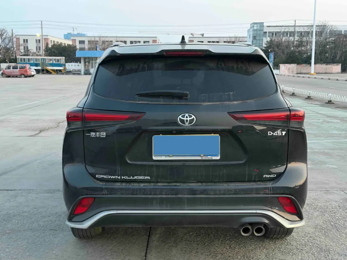 2022 Toyota Crown Kluger 2.0T 248HP L4 8AT,autocango,china used car exporter,china ev exporter,chinese used car exporter,chinese used ev exporter