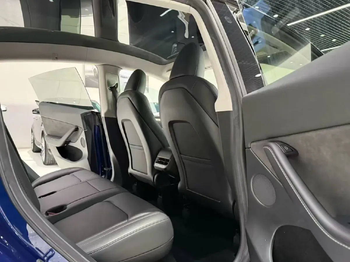 2022 Tesla Model Y BEV 60KWH,autocango,china used car exporter,china ev exporter,chinese used car exporter,chinese used ev exporter