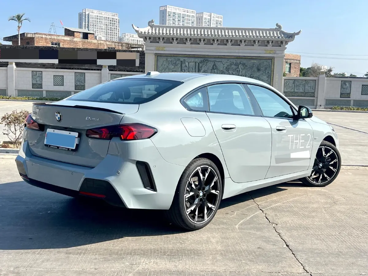 2025 JAC Refine RefineRF8 2.0T 253HP L4 8AT,autocango,china used car exporter,china ev exporter,chinese used car exporter,chinese used ev exporter