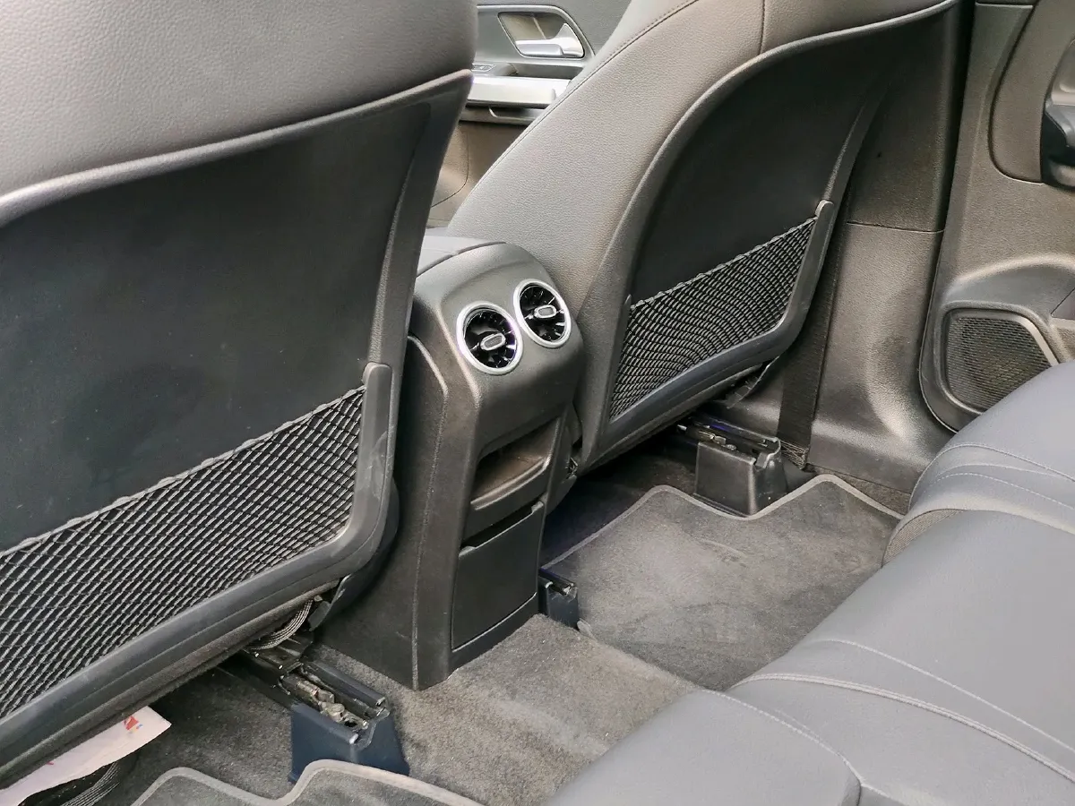 2024 Mercedes-Benz GLB Class 2.0T 190HP L4 8DCT,autocango,china used car exporter,china ev exporter,chinese used car exporter,chinese used ev exporter