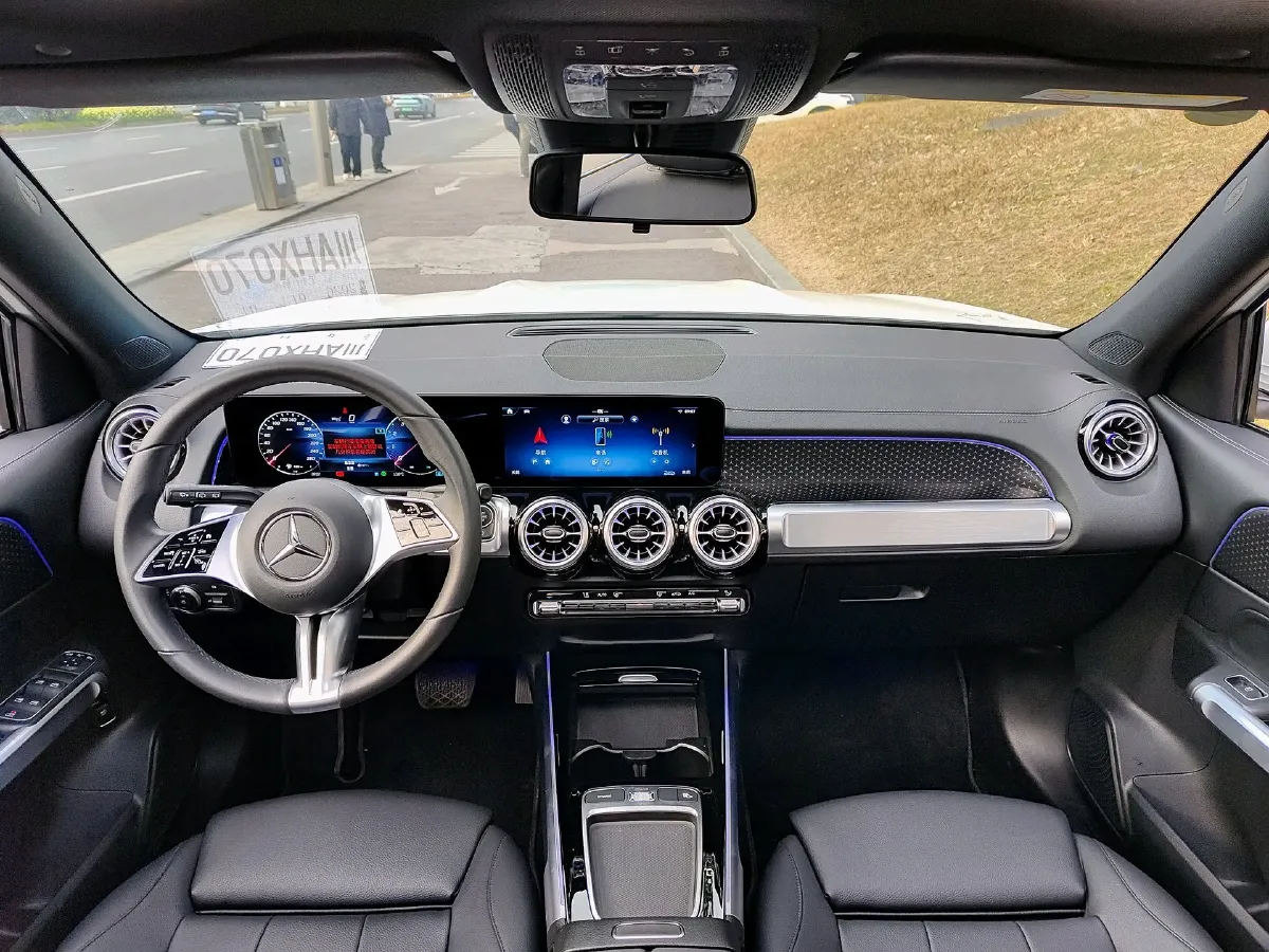 2024 Mercedes-Benz GLB Class 2.0T 190HP L4 8DCT,autocango,china used car exporter,china ev exporter,chinese used car exporter,chinese used ev exporter