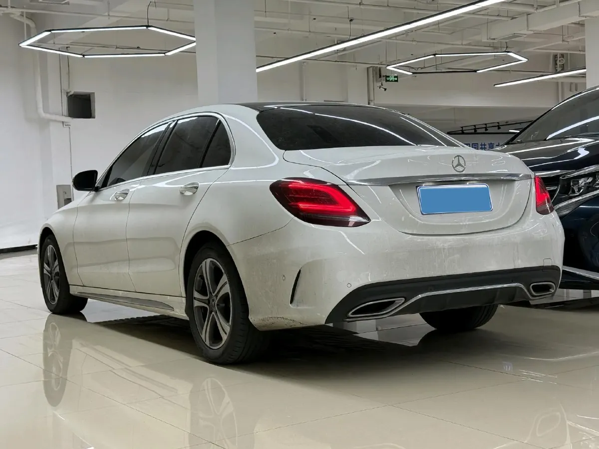 2021 Mercedes-Benz C Class 1.5T 184HP L4 9AT,autocango,china used car exporter,china ev exporter,chinese used car exporter,chinese used ev exporter