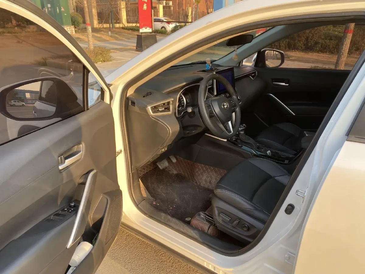 2023 Toyota Frontlander 2.0L 171HP L4 CVT,autocango,china used car exporter,china ev exporter,chinese used car exporter,chinese used ev exporter