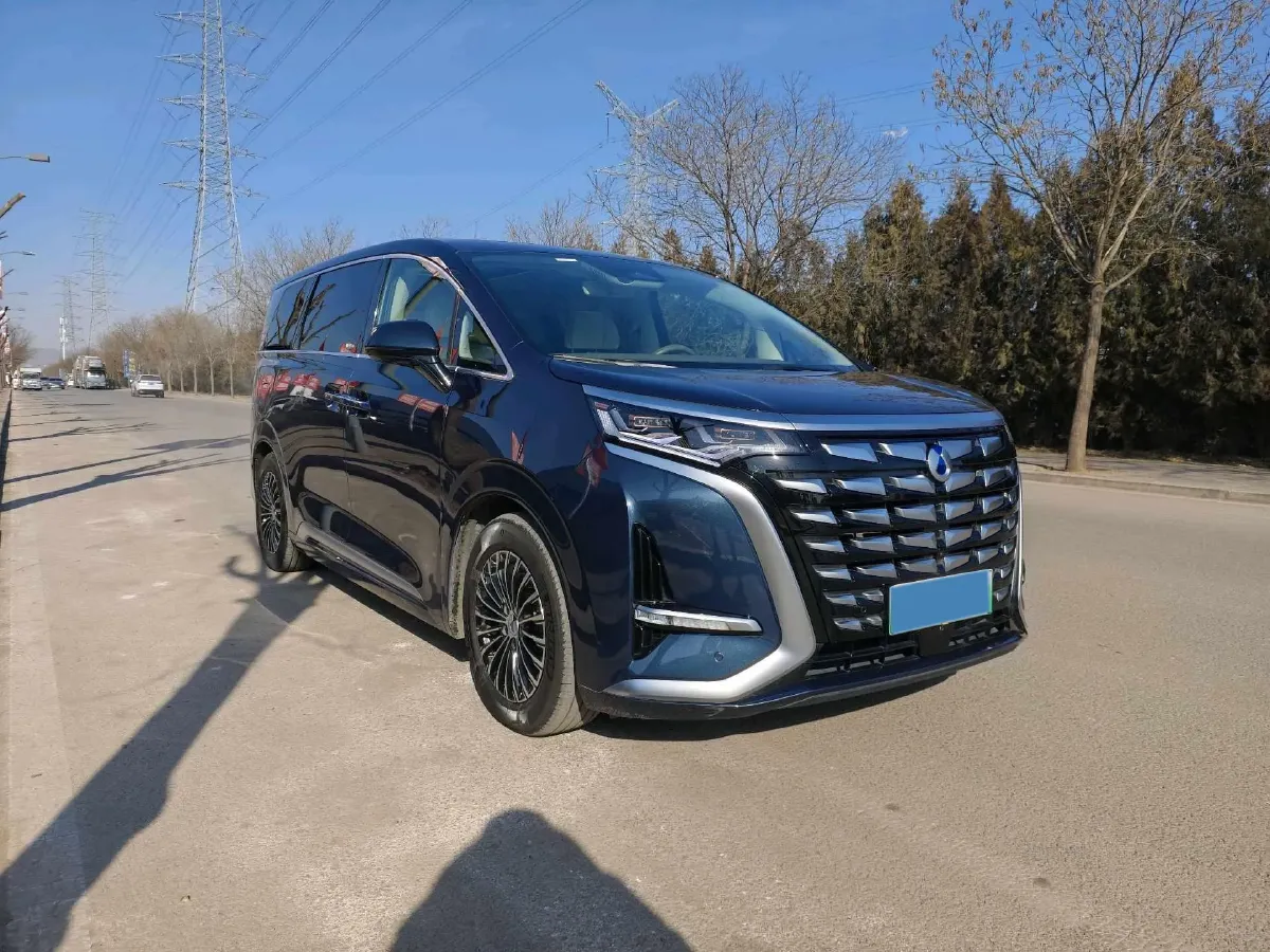 2022 Mercedes-Benz GLC Class 2.0T 197HP L4 9AT,autocango,china used car exporter,china ev exporter,chinese used car exporter,chinese used ev exporter