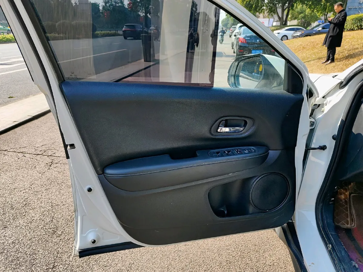 2021 Honda XR-V 1.5L 131HP L4 CVT,autocango,china used car exporter,china ev exporter,chinese used car exporter,chinese used ev exporter