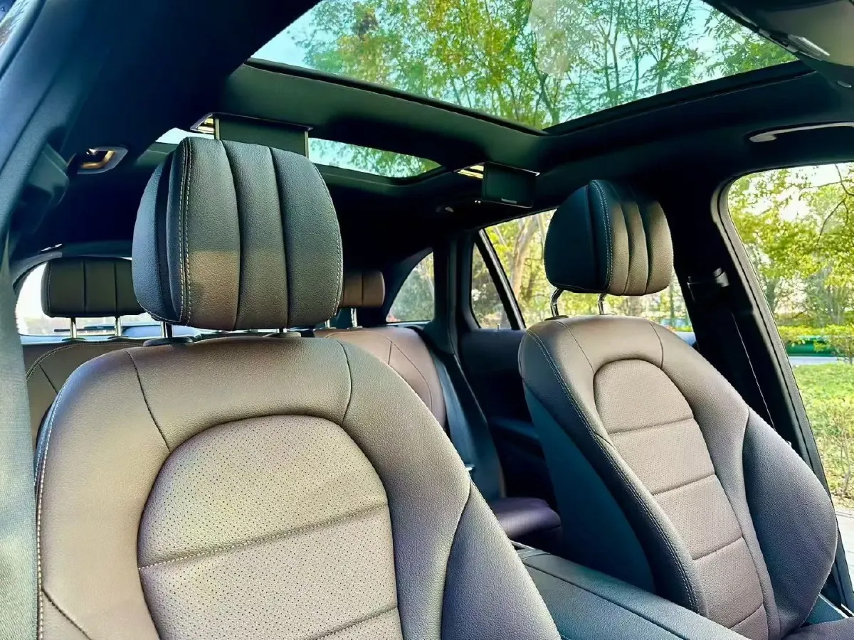 2022 Mercedes-Benz GLC Class 2.0T 258HP L4 9AT,autocango,china used car exporter,china ev exporter,chinese used car exporter,chinese used ev exporter