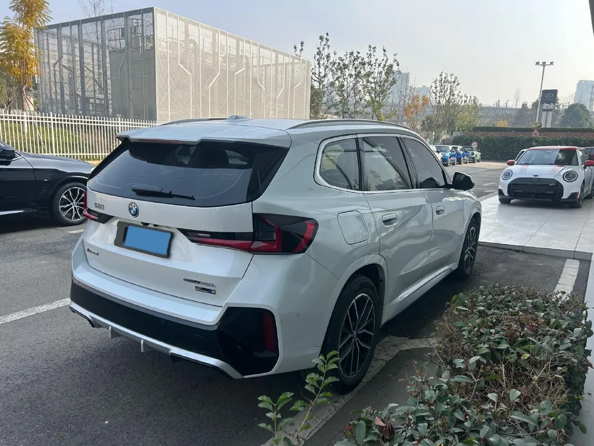 2025 Iveco 3.0T 179HP L4 8AT,autocango,china used car exporter,china ev exporter,chinese used car exporter,chinese used ev exporter