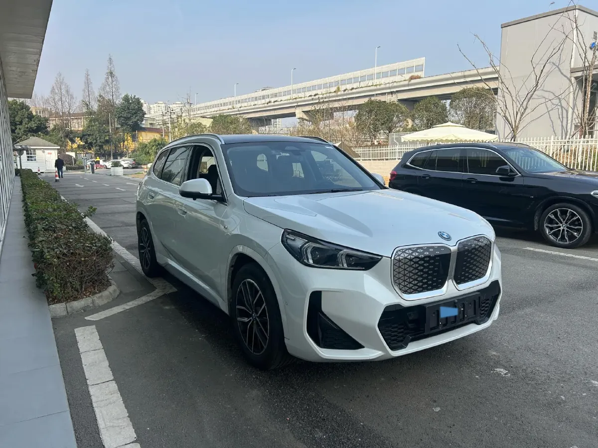 2025 Iveco 3.0T 179HP L4 8AT,autocango,china used car exporter,china ev exporter,chinese used car exporter,chinese used ev exporter