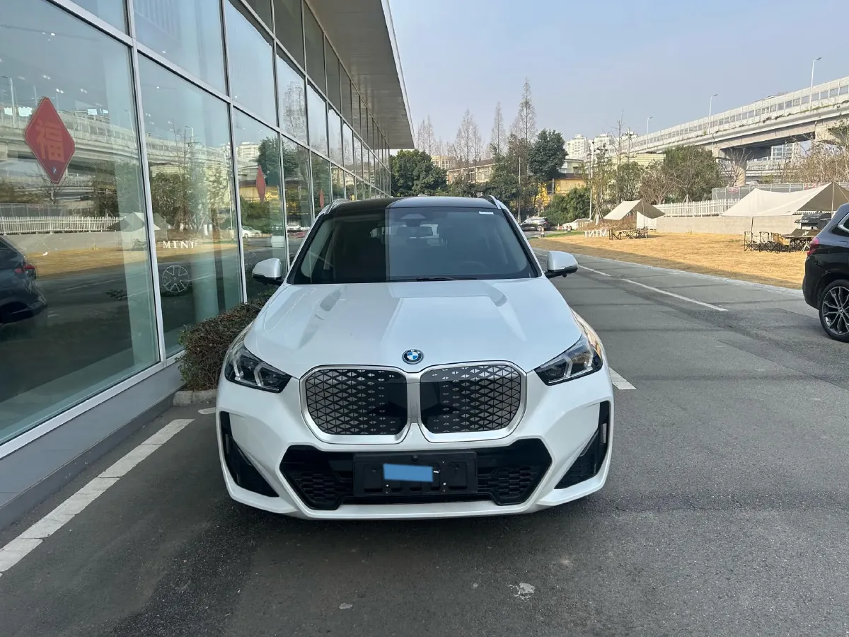 2025 Iveco 3.0T 179HP L4 8AT,autocango,china used car exporter,china ev exporter,chinese used car exporter,chinese used ev exporter