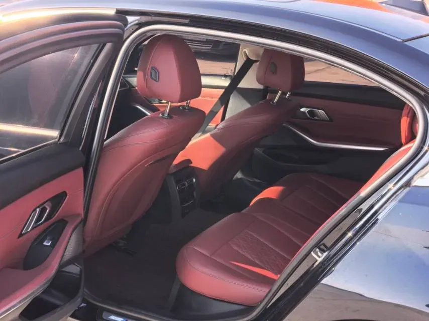 2023 BMW 3 Series 2.0T 156HP L4 8AT,autocango,china used car exporter,china ev exporter,chinese used car exporter,chinese used ev exporter