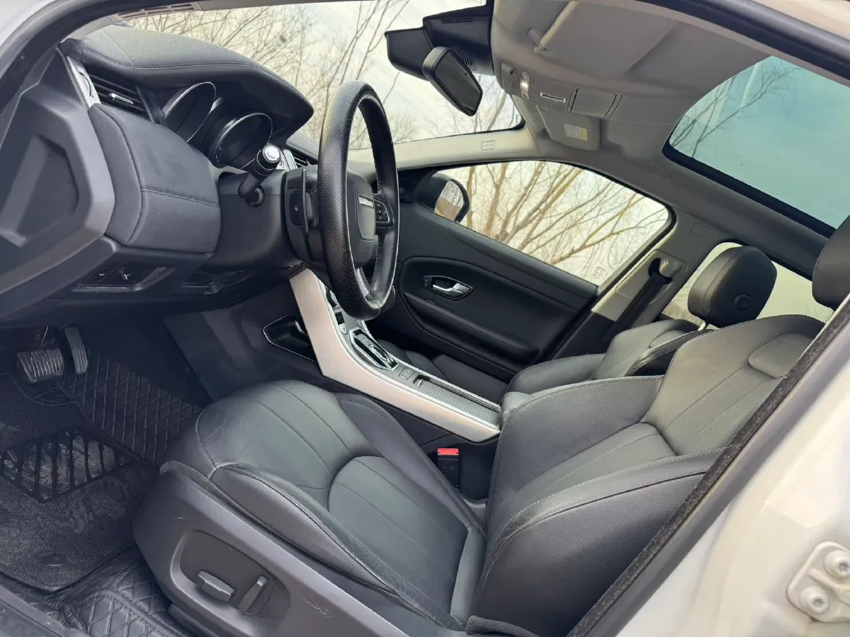 2018 Land Rover Range Rover Evoque 2.0T 200HP L4 9AT,autocango,china used car exporter,china ev exporter,chinese used car exporter,chinese used ev exporter