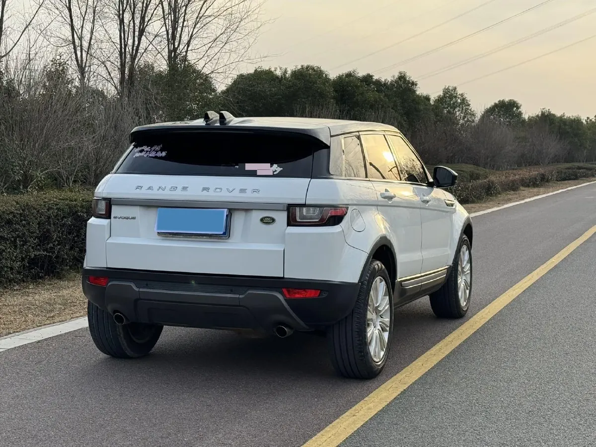2018 Land Rover Range Rover Evoque 2.0T 200HP L4 9AT,autocango,china used car exporter,china ev exporter,chinese used car exporter,chinese used ev exporter