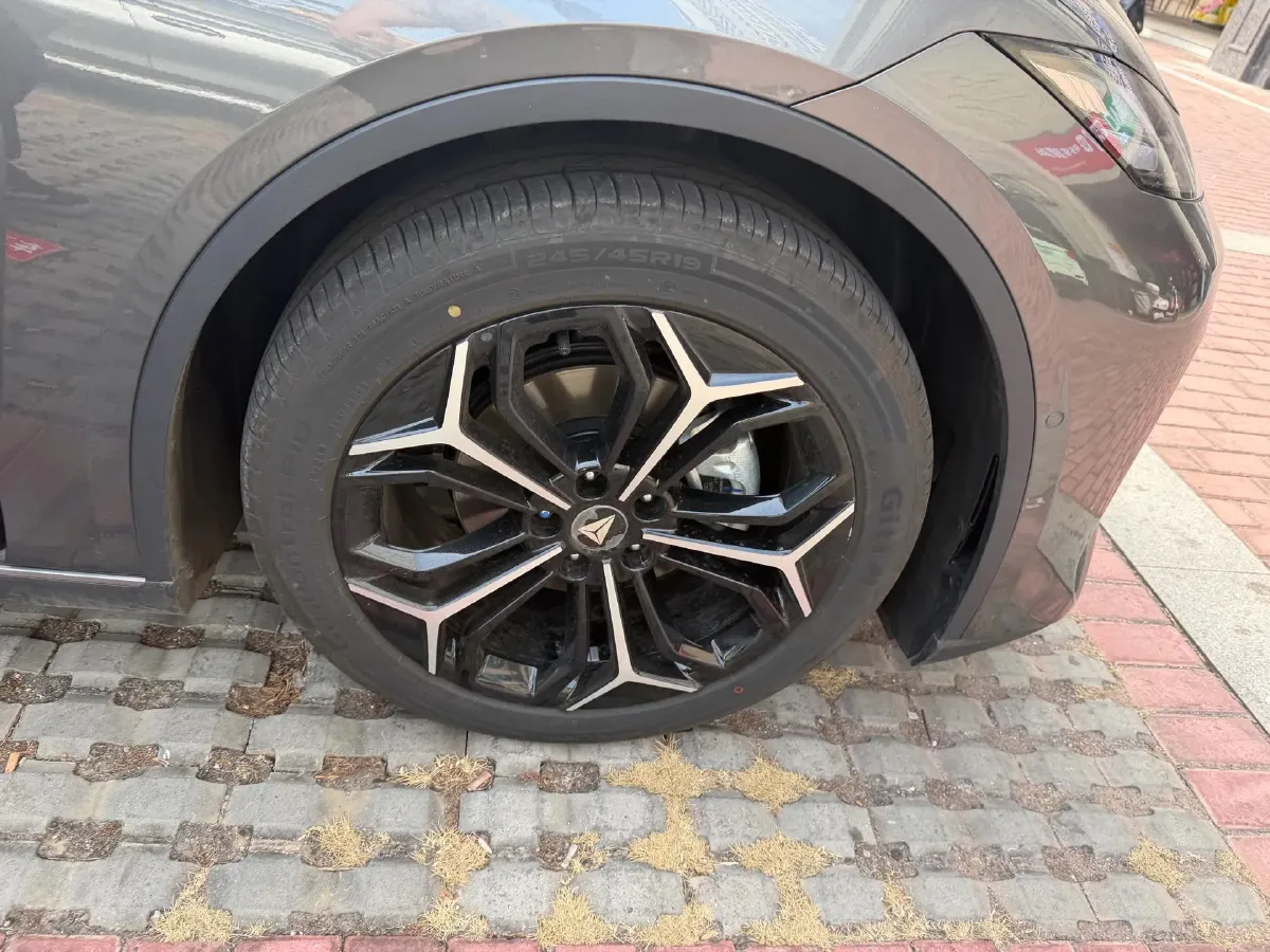 2025 Deepal L07 1.5L 98HP L4 REEV 28.39KWH,autocango,china used car exporter,china ev exporter,chinese used car exporter,chinese used ev exporter