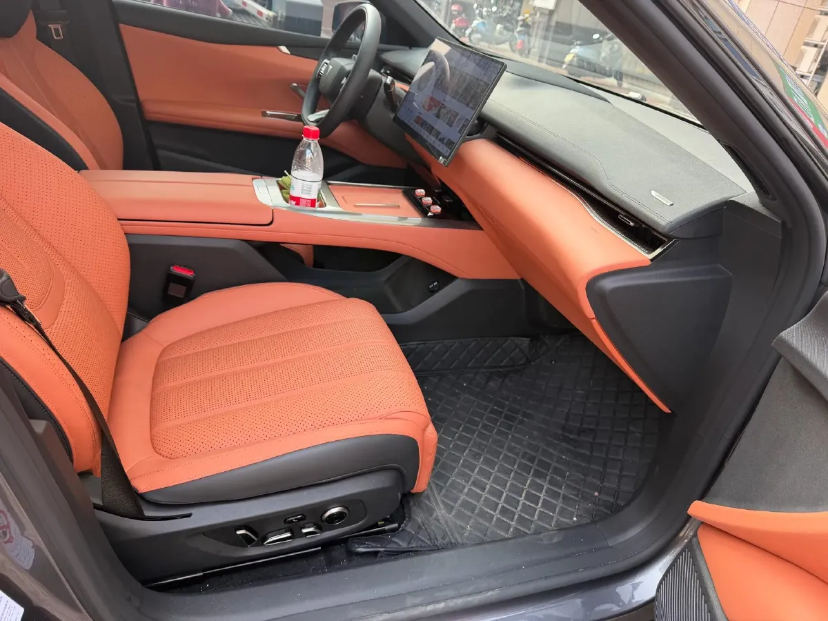 2025 Deepal L07 1.5L 98HP L4 REEV 28.39KWH,autocango,china used car exporter,china ev exporter,chinese used car exporter,chinese used ev exporter