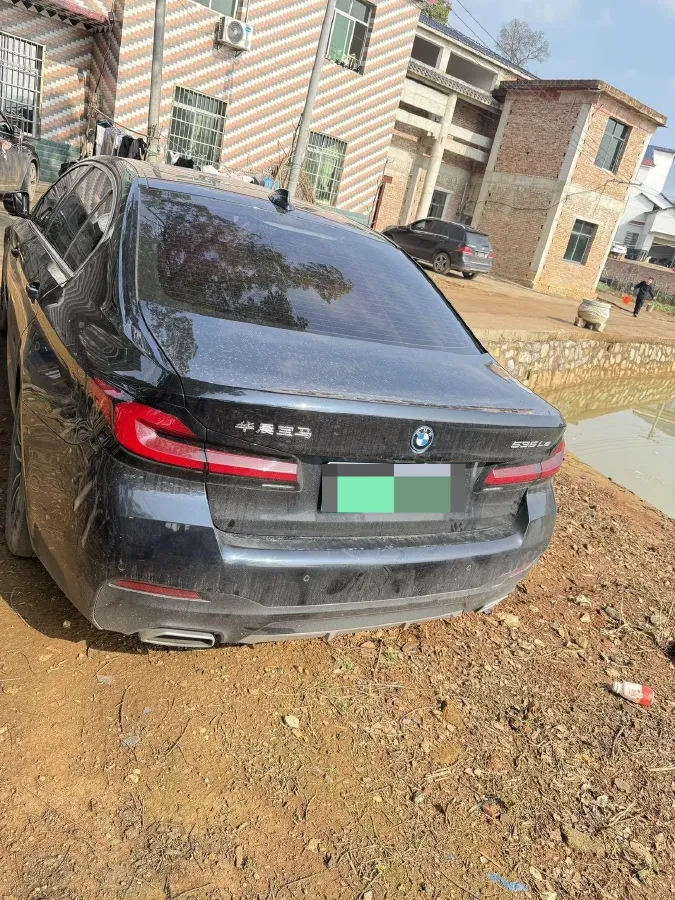 2022 BMW 5 Series 2.0T 184HP L4 8AT PHEV 17.7KWH,autocango,china used car exporter,china ev exporter,chinese used car exporter,chinese used ev exporter