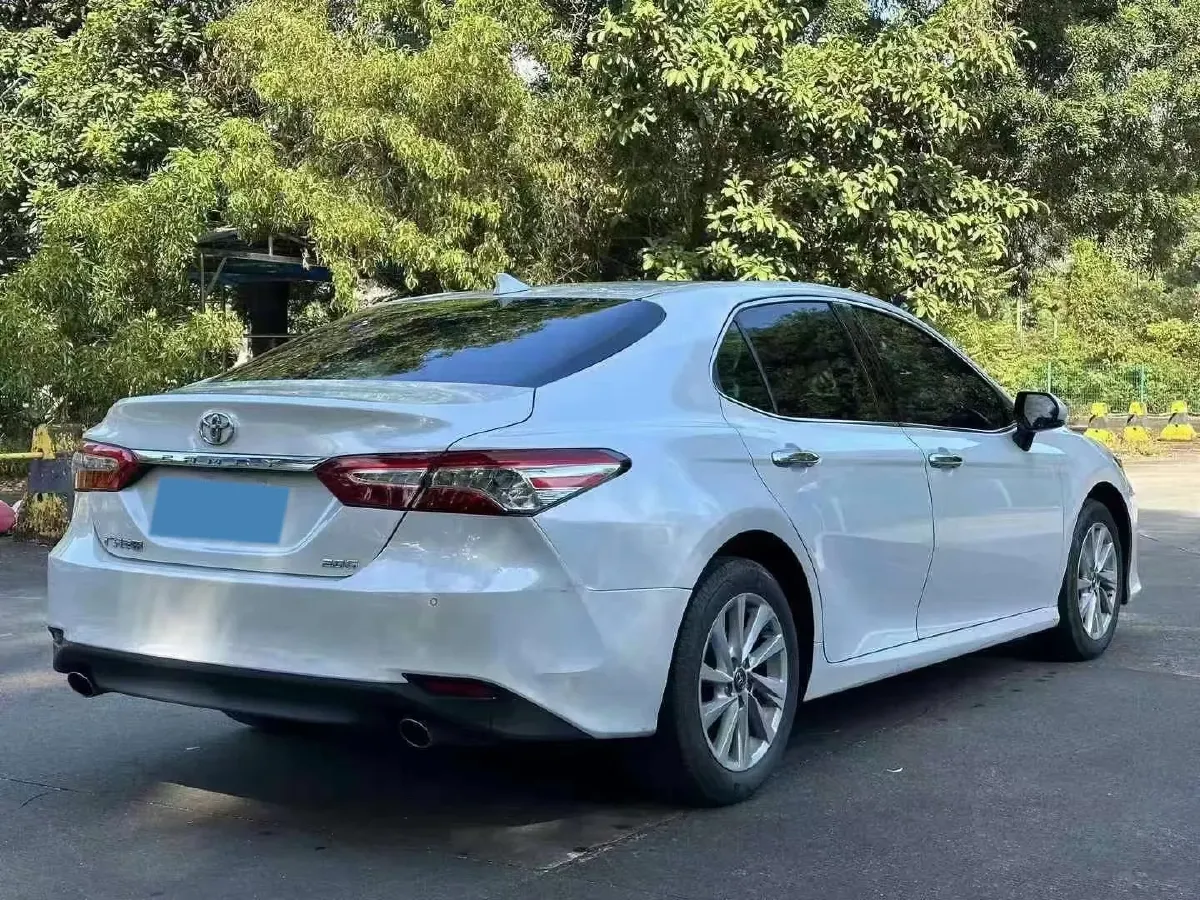 2021 Toyota Camry 2.0L 178HP L4 CVT,autocango,china used car exporter,china ev exporter,chinese used car exporter,chinese used ev exporter