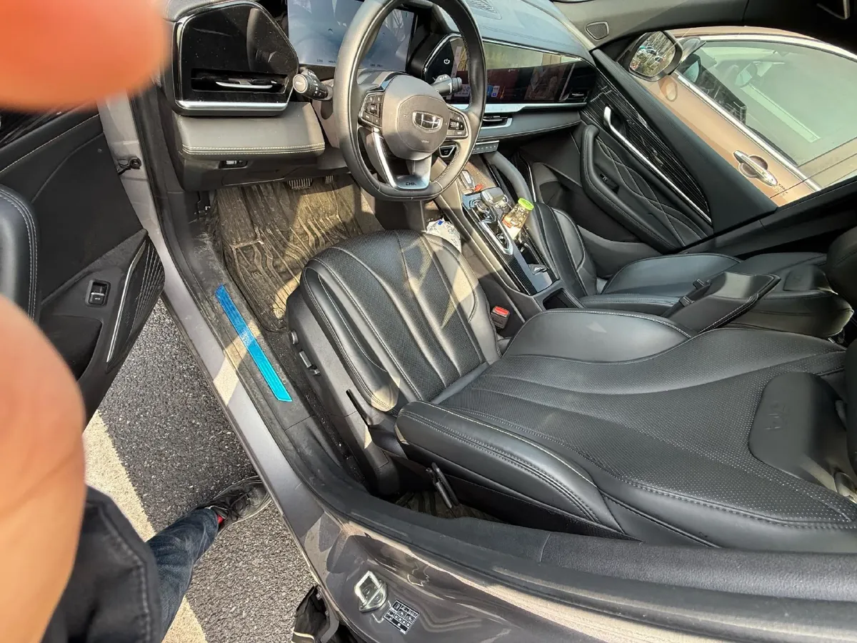 2024 Geely Monjaro 2.0T 218HP L4 7DCT,autocango,china used car exporter,china ev exporter,chinese used car exporter,chinese used ev exporter