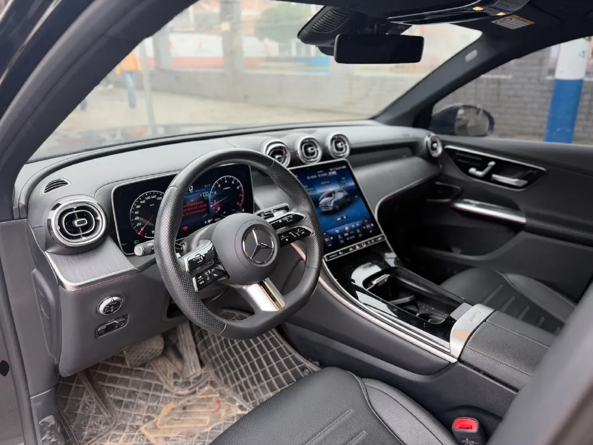 2024 Mercedes-Benz GLC Class 2.0T 204HP L4 9AT,autocango,china used car exporter,china ev exporter,chinese used car exporter,chinese used ev exporter