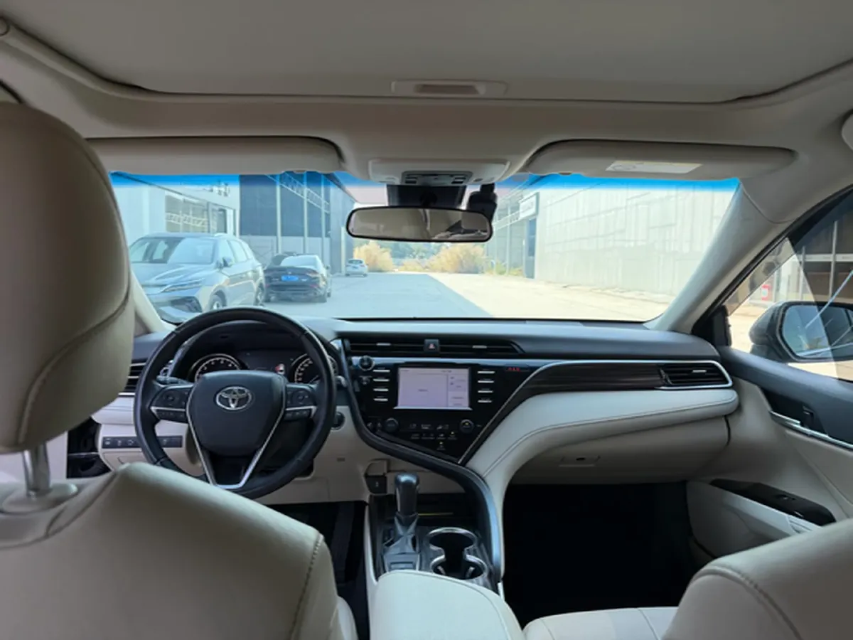 2018 Toyota Camry 2.0L 169HP L4 6AT,autocango,china used car exporter,china ev exporter,chinese used car exporter,chinese used ev exporter