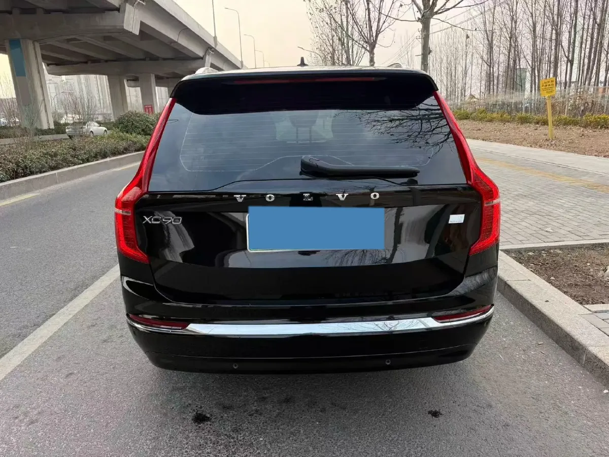 2023 Volvo XC90 PHEV 2.0T 310HP L4 8AT PHEV 18.831KWH,autocango,china used car exporter,china ev exporter,chinese used car exporter,chinese used ev exporter