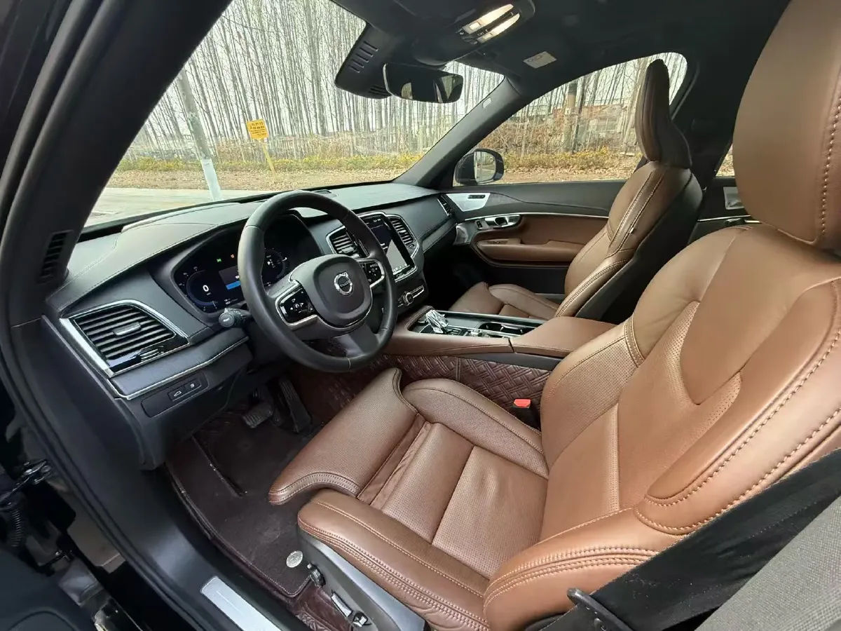 2023 Volvo XC90 PHEV 2.0T 310HP L4 8AT PHEV 18.831KWH,autocango,china used car exporter,china ev exporter,chinese used car exporter,chinese used ev exporter