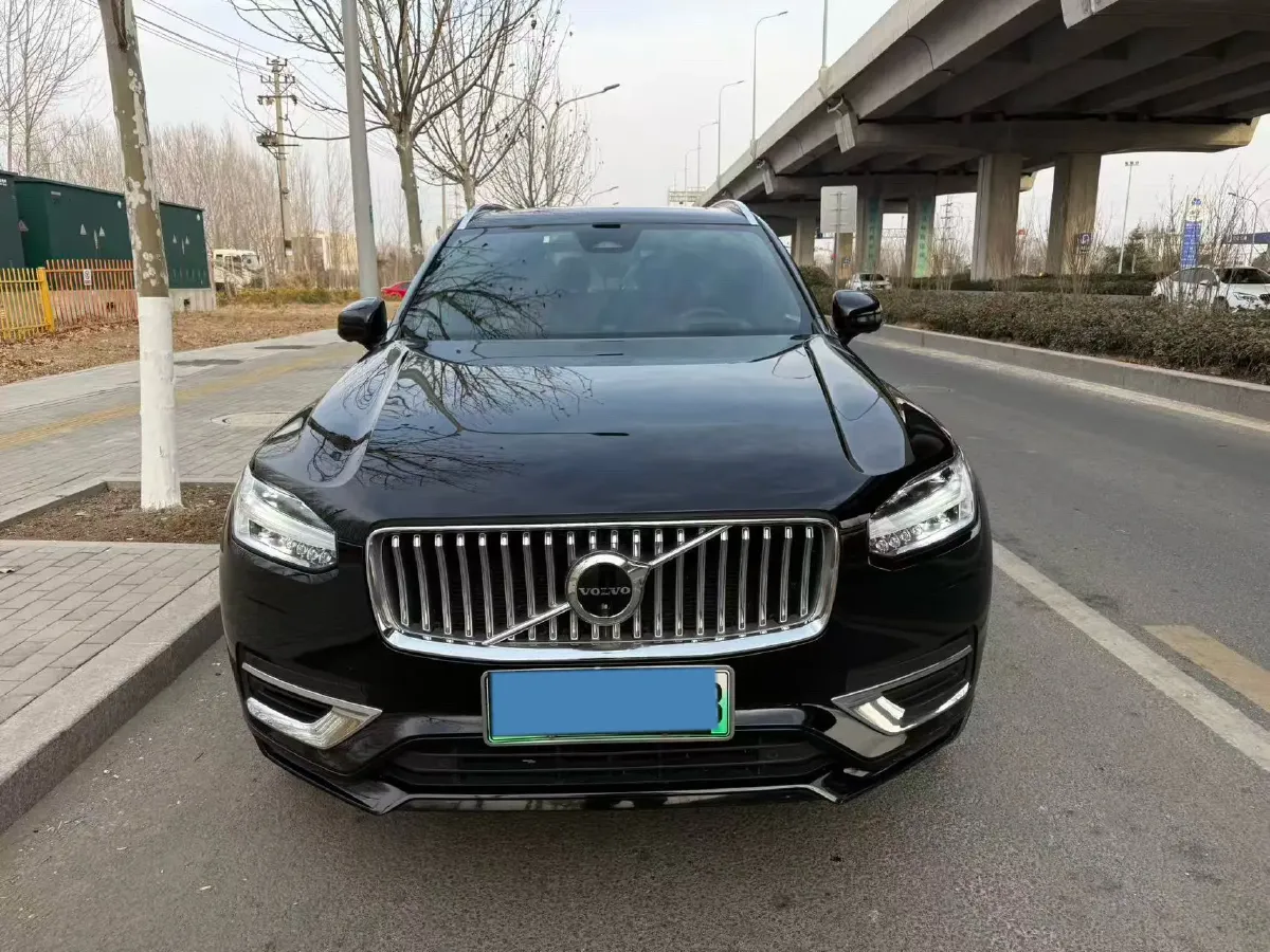 2023 Volvo XC90 PHEV 2.0T 310HP L4 8AT PHEV 18.831KWH,autocango,china used car exporter,china ev exporter,chinese used car exporter,chinese used ev exporter