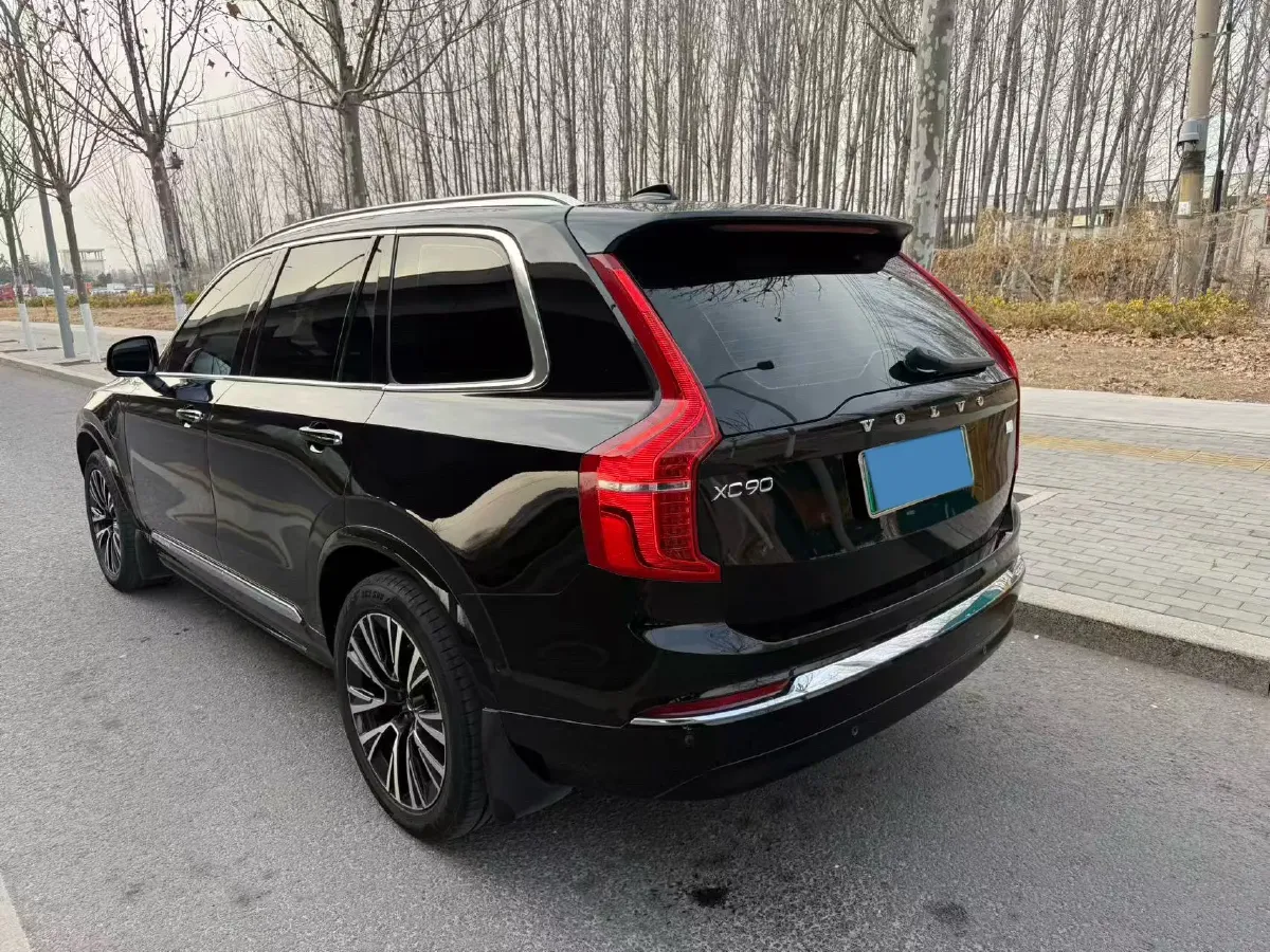 2023 Volvo XC90 PHEV 2.0T 310HP L4 8AT PHEV 18.831KWH,autocango,china used car exporter,china ev exporter,chinese used car exporter,chinese used ev exporter