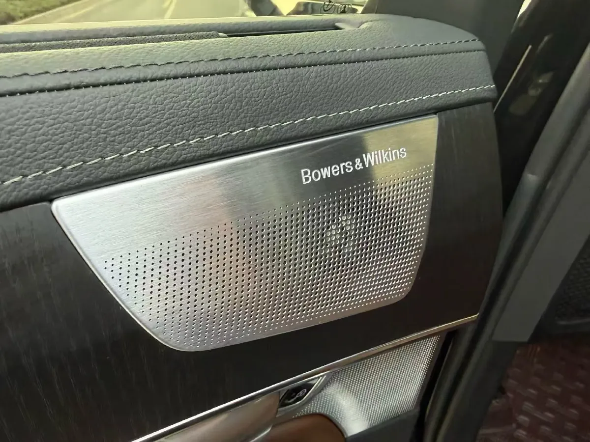 2023 Volvo XC90 PHEV 2.0T 310HP L4 8AT PHEV 18.831KWH,autocango,china used car exporter,china ev exporter,chinese used car exporter,chinese used ev exporter