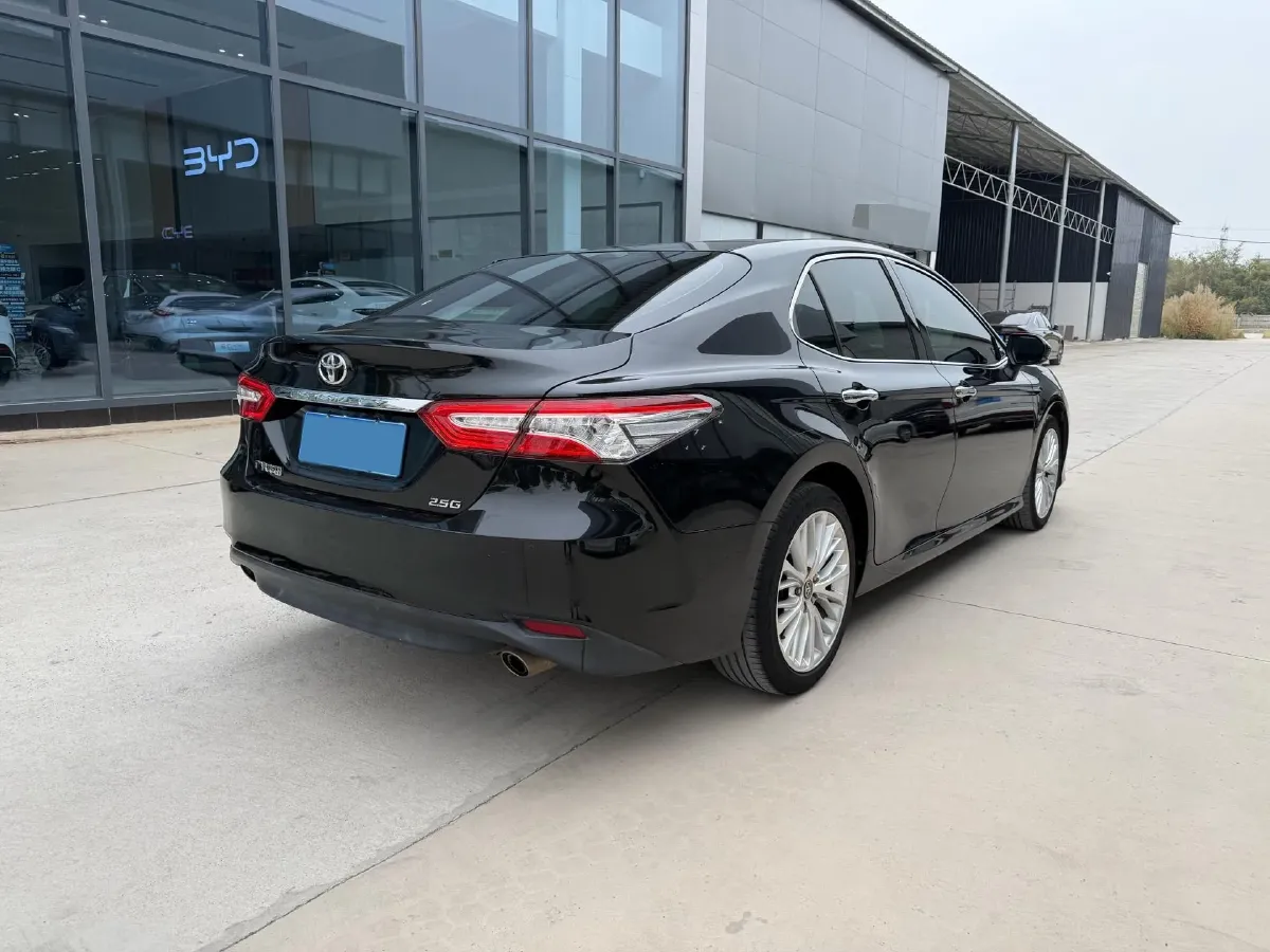 2019 Toyota Camry 2.5L 209HP L4 8AT,autocango,china used car exporter,china ev exporter,chinese used car exporter,chinese used ev exporter