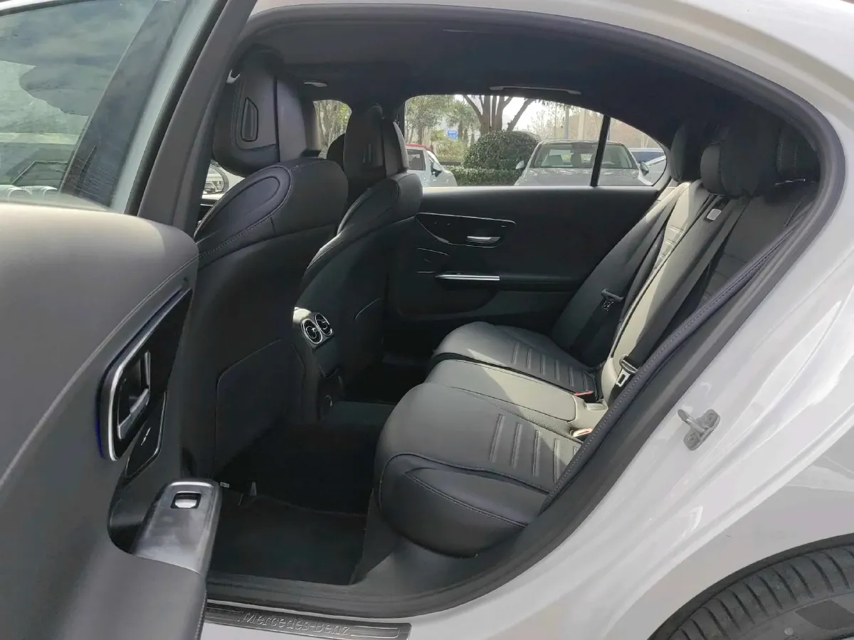 2024 Mercedes-Benz C Class 1.5T 170HP L4 9AT,autocango,china used car exporter,china ev exporter,chinese used car exporter,chinese used ev exporter