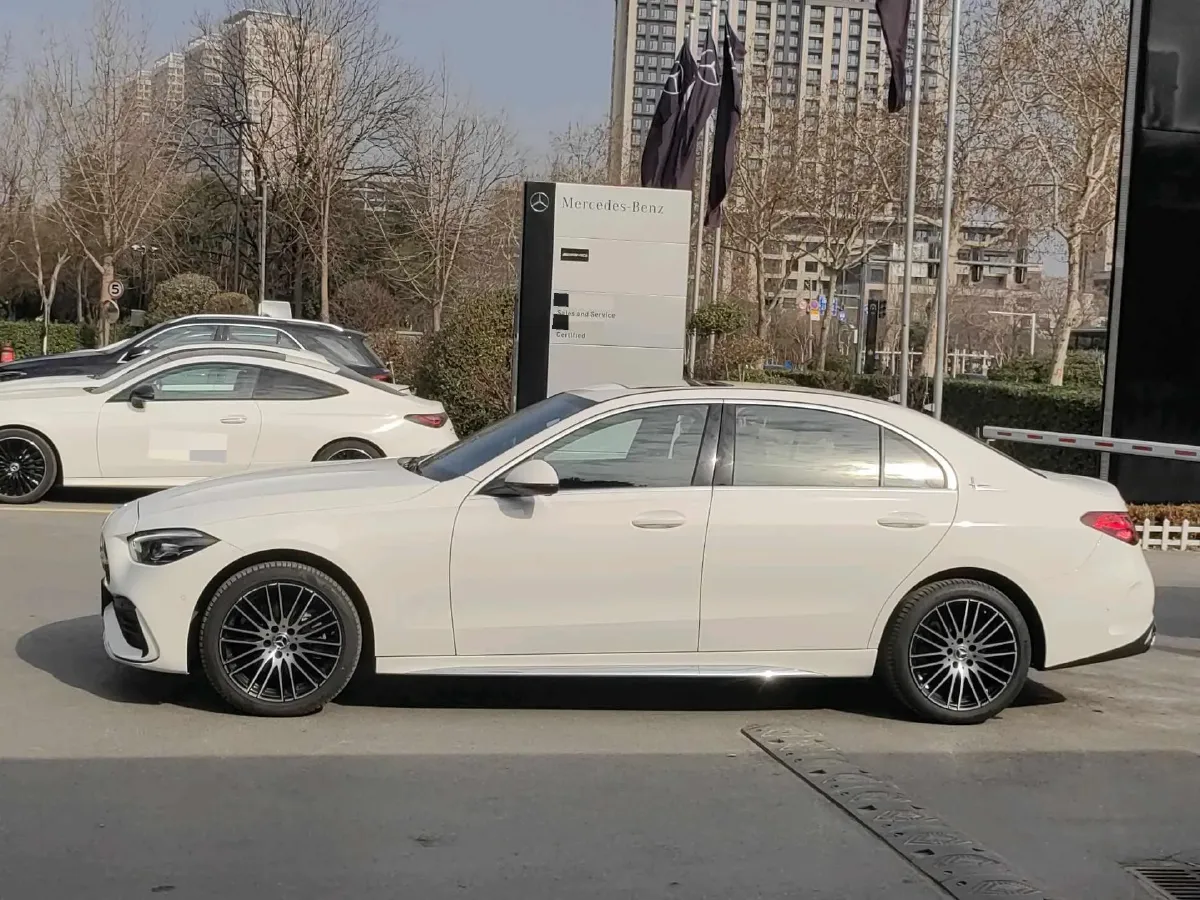 2024 Mercedes-Benz C Class 1.5T 170HP L4 9AT,autocango,china used car exporter,china ev exporter,chinese used car exporter,chinese used ev exporter